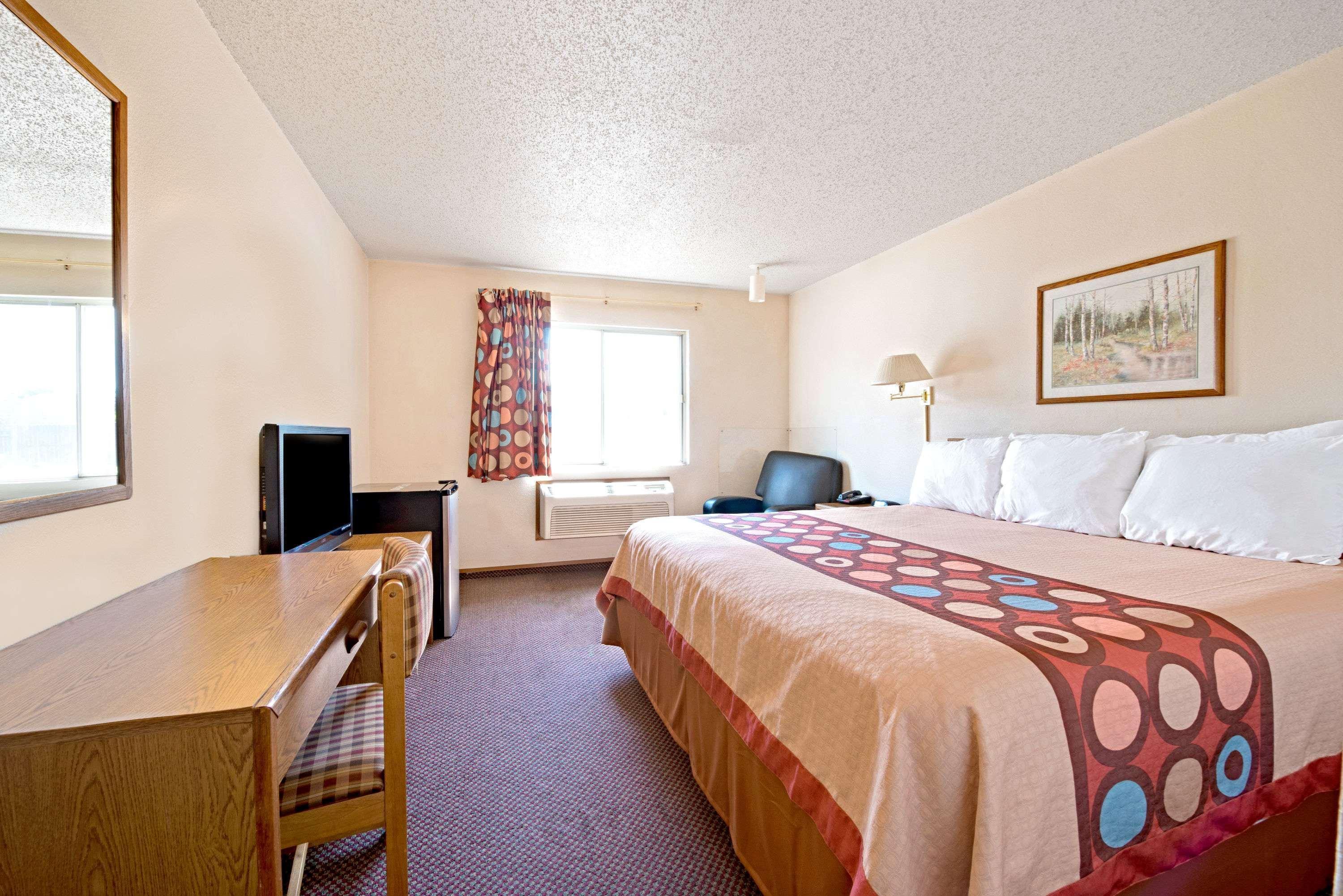 Super 8 By Wyndham Plano/Dallas Area Екстериор снимка