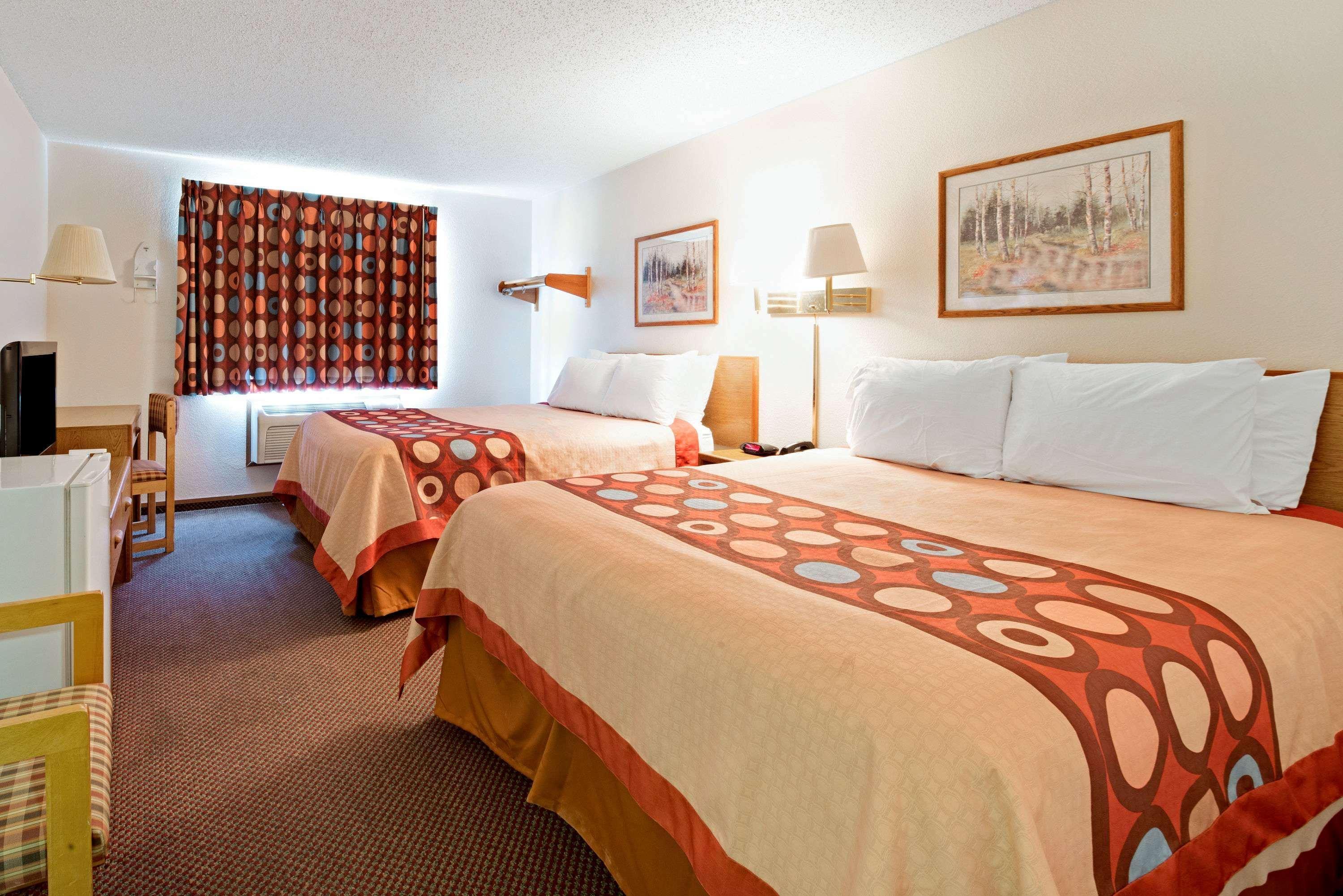 Super 8 By Wyndham Plano/Dallas Area Екстериор снимка