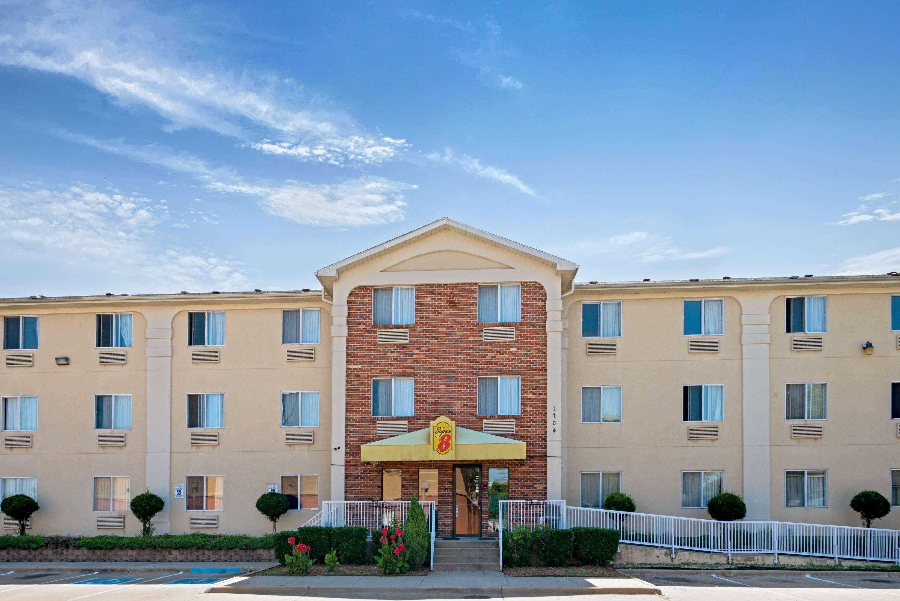 Super 8 By Wyndham Plano/Dallas Area Екстериор снимка