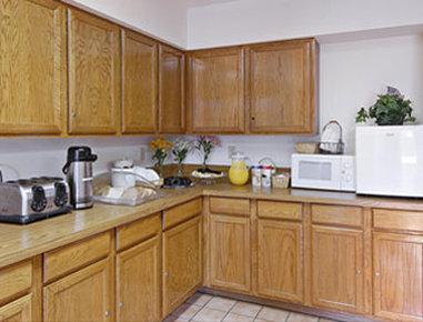 Super 8 By Wyndham Plano/Dallas Area Екстериор снимка